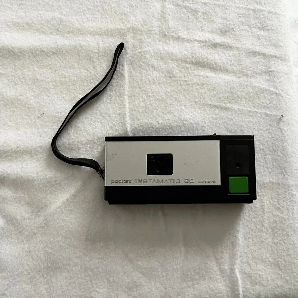 Vintage 1970’s ‘Pocket Instamatic 30 Camera’ 110 Film** UNTESTED - Picture 1 of 8